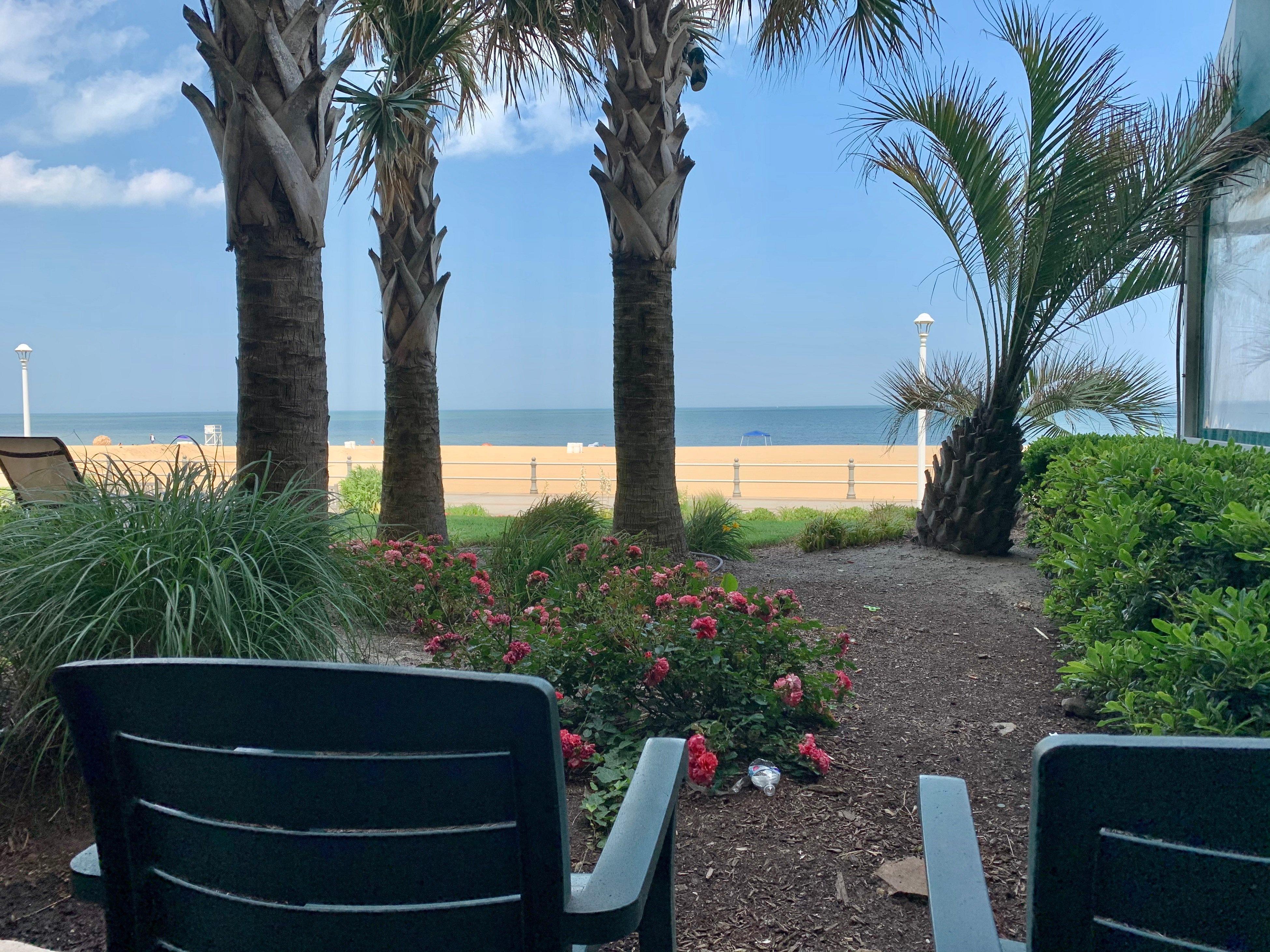 Holiday Inn & Suites Virginia Beach - North Beach By Ihg Exterior foto